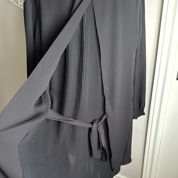 Black Open Cardigan with Pleated Back - Picture 5 of 10